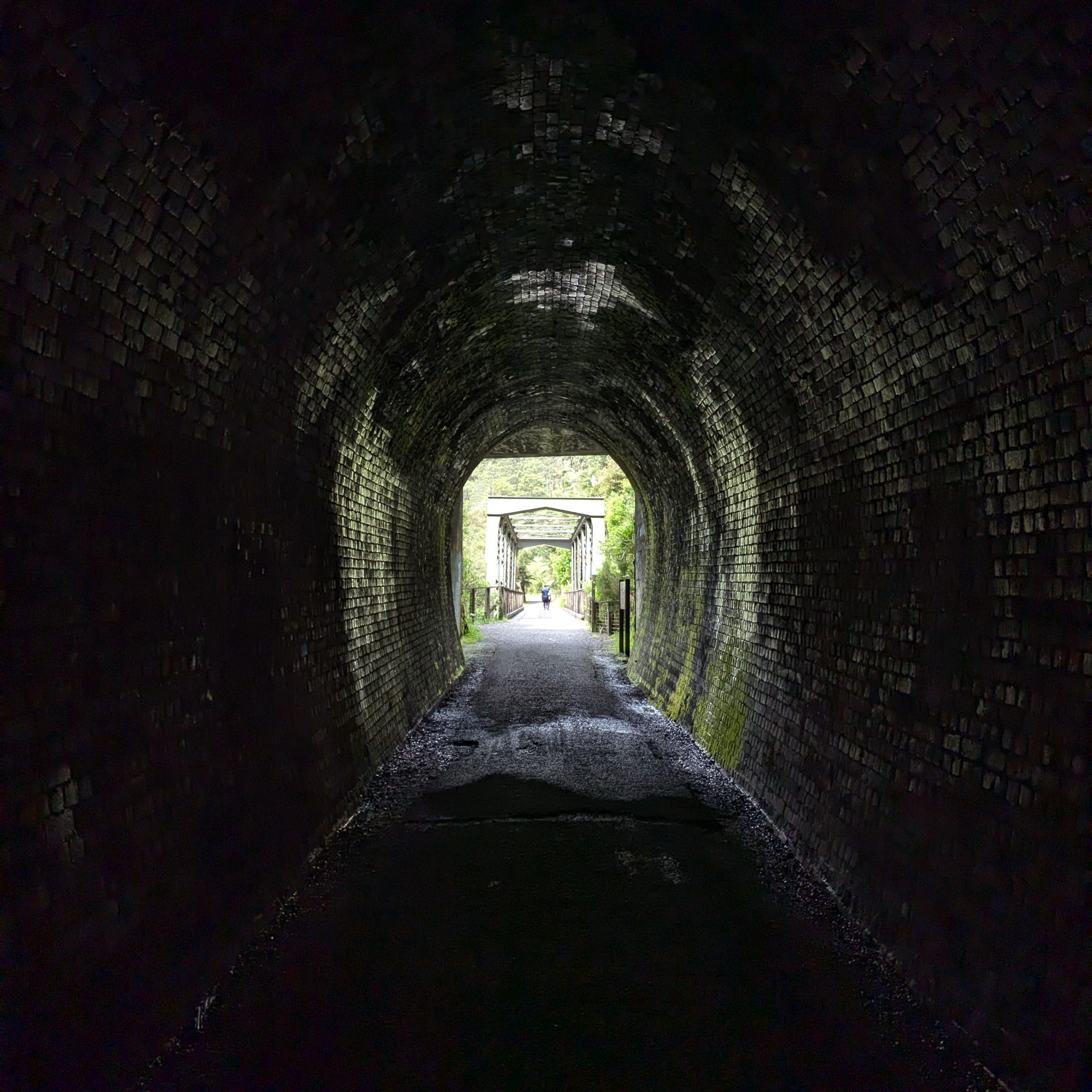 Day 382 – Gorge-ous tunnel