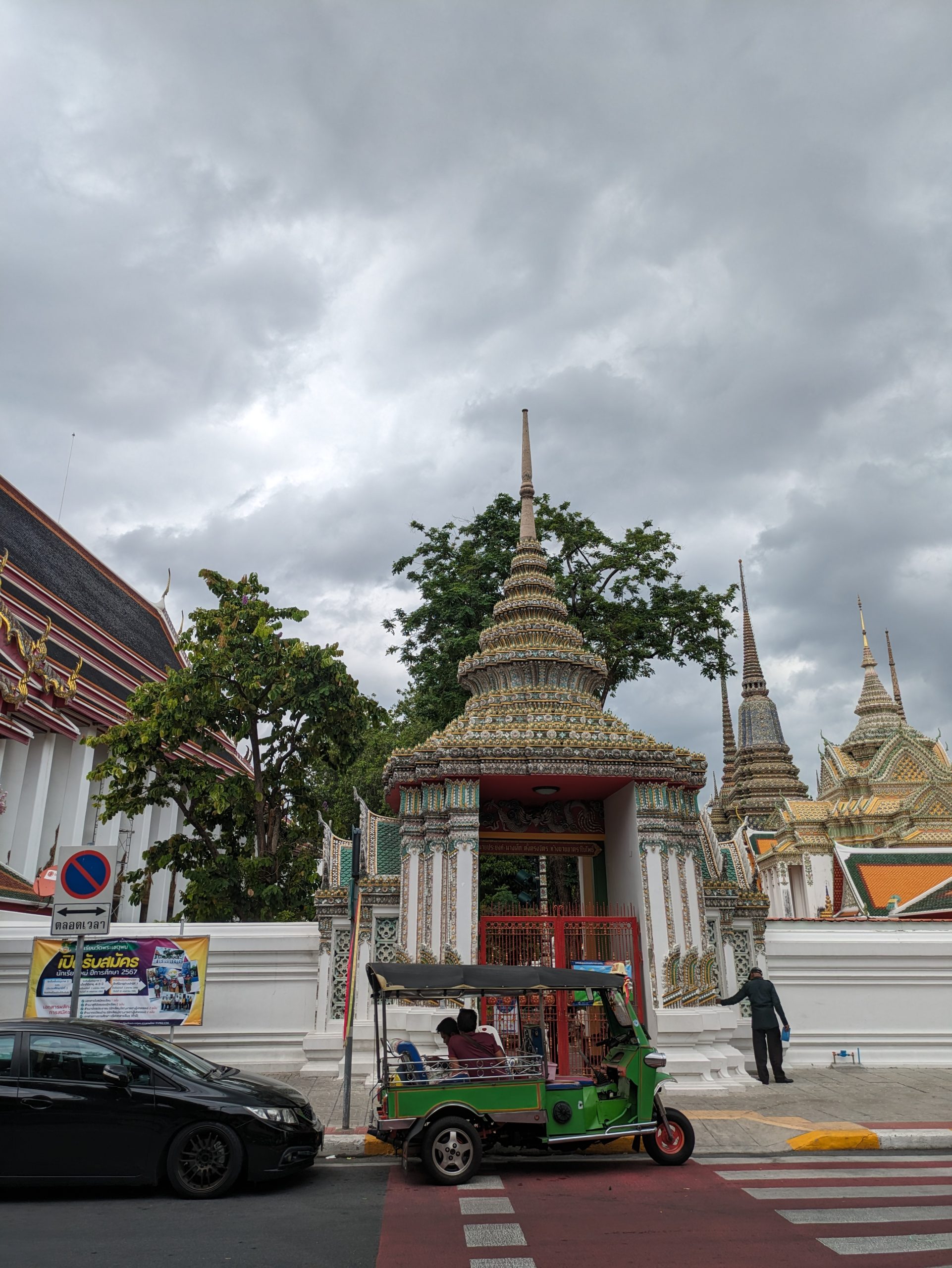 Day 262 – It’s Temple Thai-m