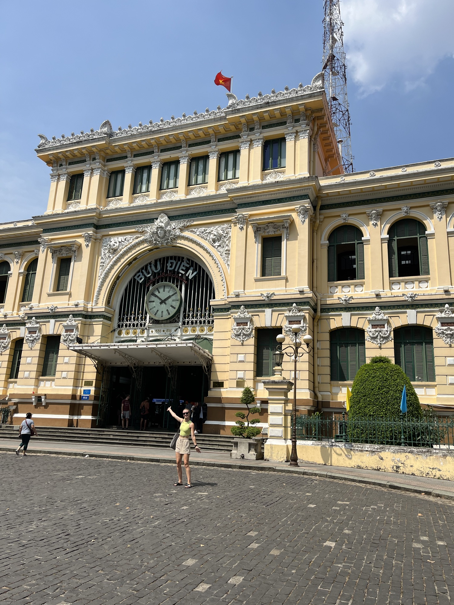 Day 190 – Gooood Morrrrning Vietnam!