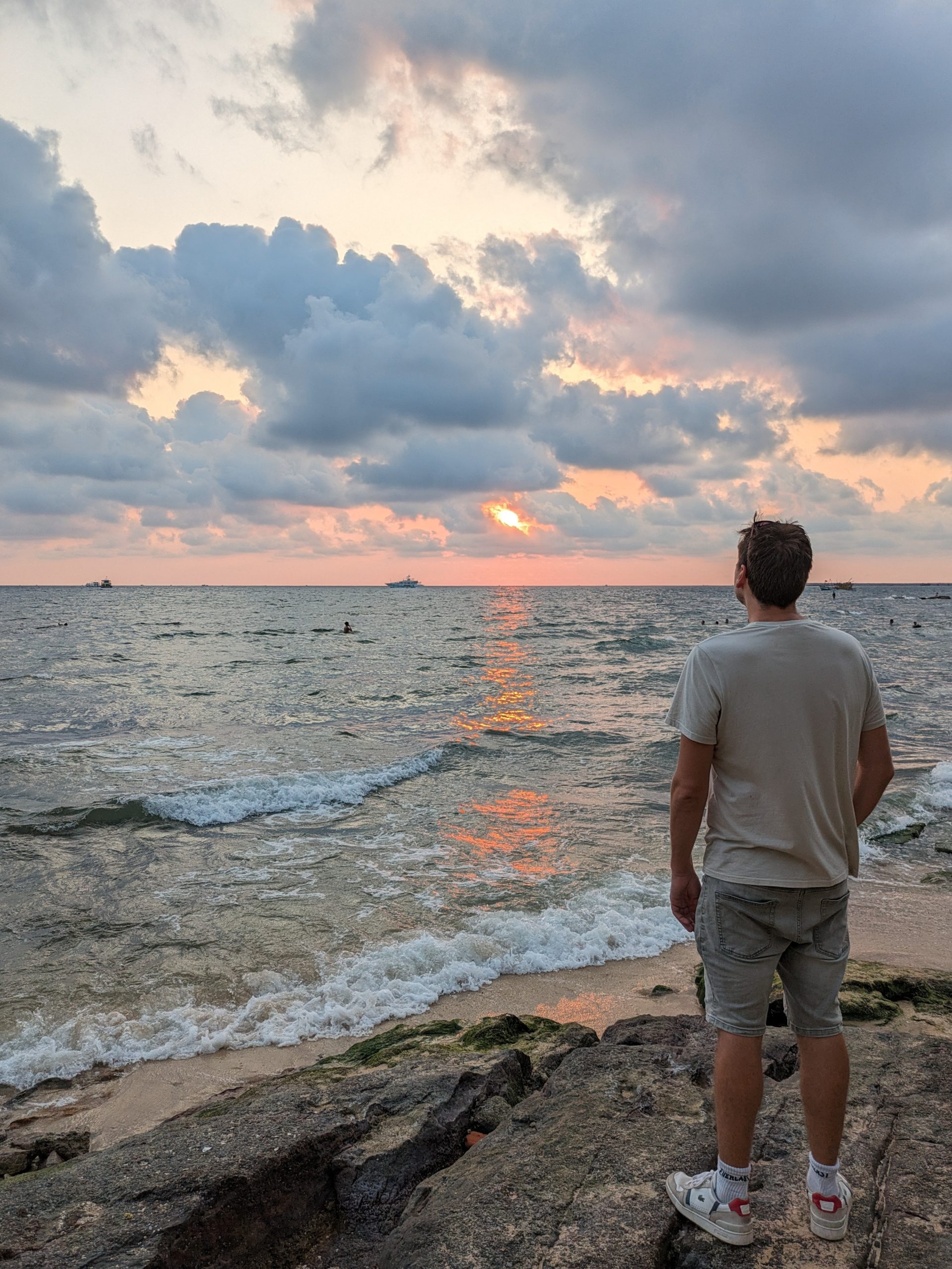 Day 199 – Moving around Phu Quoc